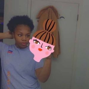 Meet your Posher, Deejah